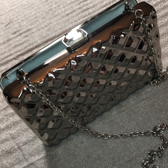 CHARMING CHARLIE RSVP Quilted Metal Evening Clutch - Picture 5 of 12